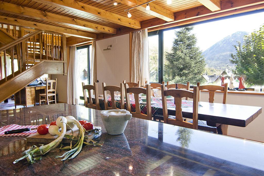 Villa Casa Lola Pirene Vielha e Mijaran Zimmer foto